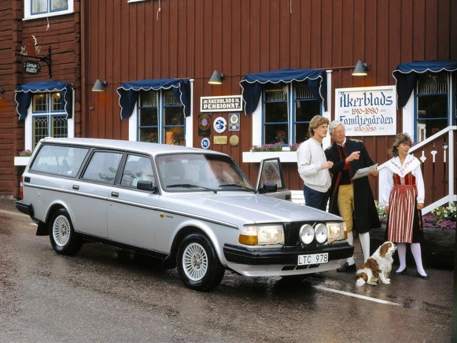  Volvo 240 GLT 1989 года  (фото 4 из 4)